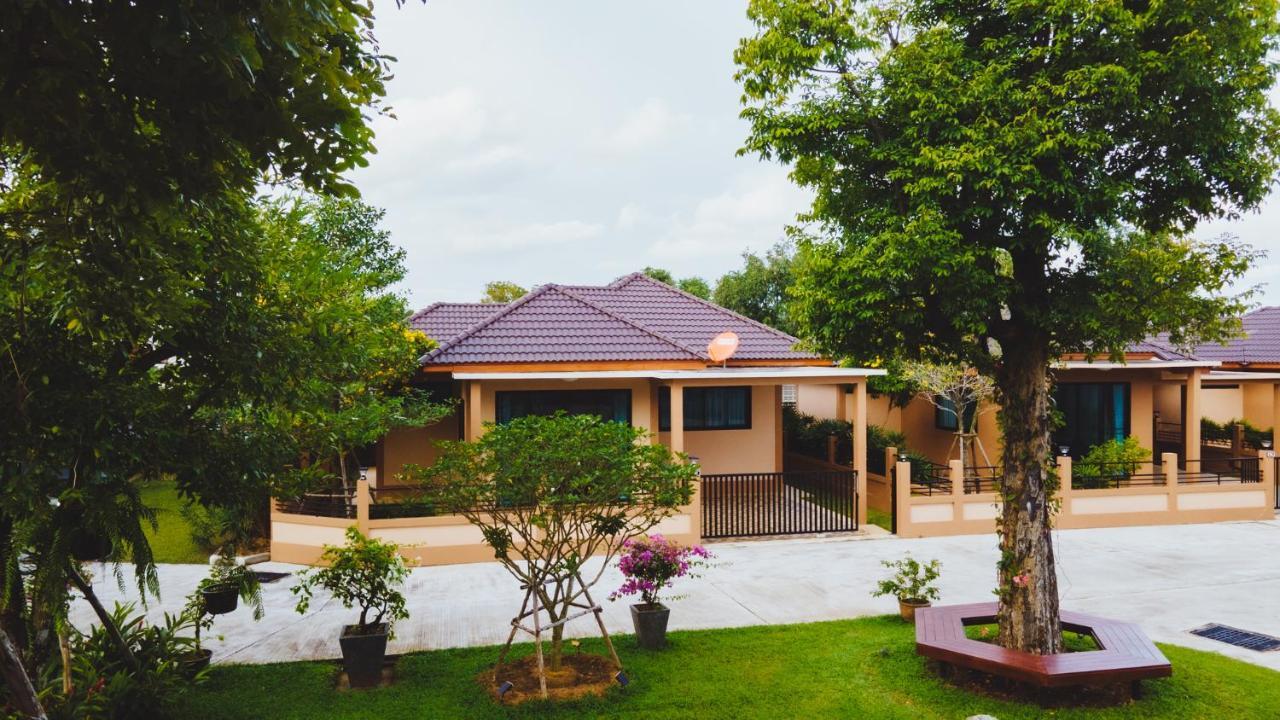 Baan Nern Khao Resort Pattaya Ban Huai Yai Exterior photo